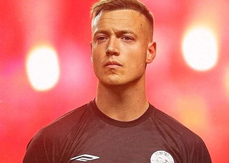 این شما و این مهره قهرمانی تراکتور