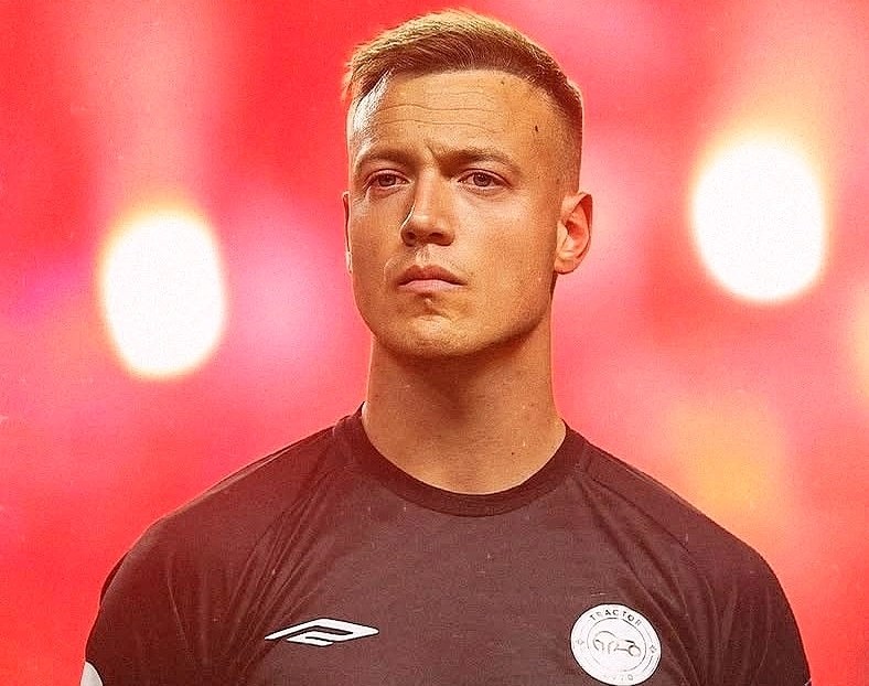 این شما و این مهره قهرمانی تراکتور