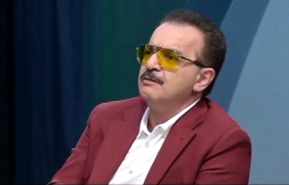 شفافسازی و افشاگری مالک تراکتور در آنتن زنده