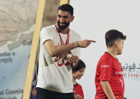 پاسخ کنایه‌آمیز ستاره تراکتور به منتقدان