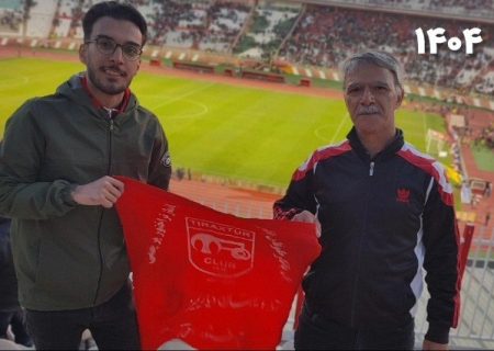 عکس/ وفاداری پدر و پسر تراکتوری در گذر زمان