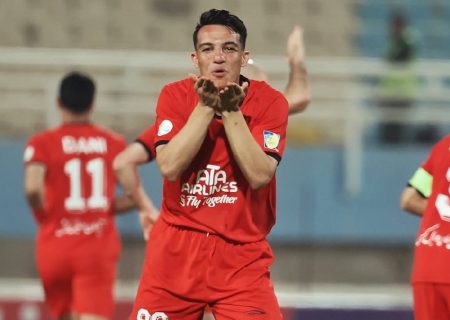 حسین‌زاده آقای گل لیگ بیست‌وچهارم