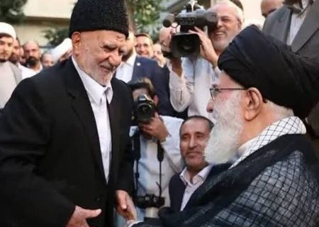 شعرخوانی جالب مرحوم کریمی مراغه‌ای در دیدار با رهبری