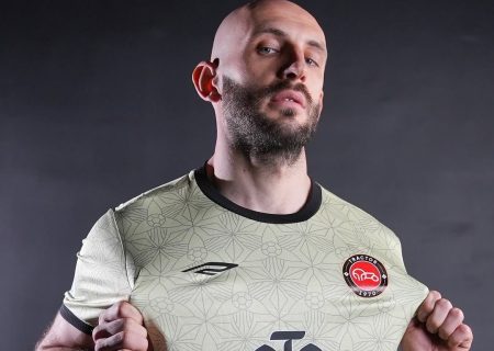 پوستونسکی: منتظر اردوی پیش‌فصل هستیم