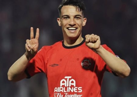 تراکتور و آقای گل در دو راهی