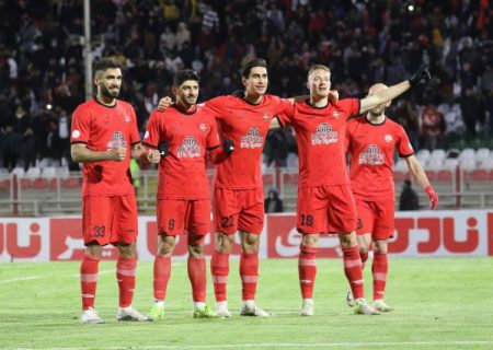 تراکتور مترجم موفقیت است!