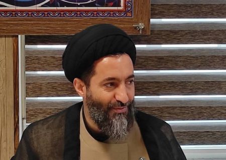 رهبری راه امام را با صلابت ادامه می‌دهد