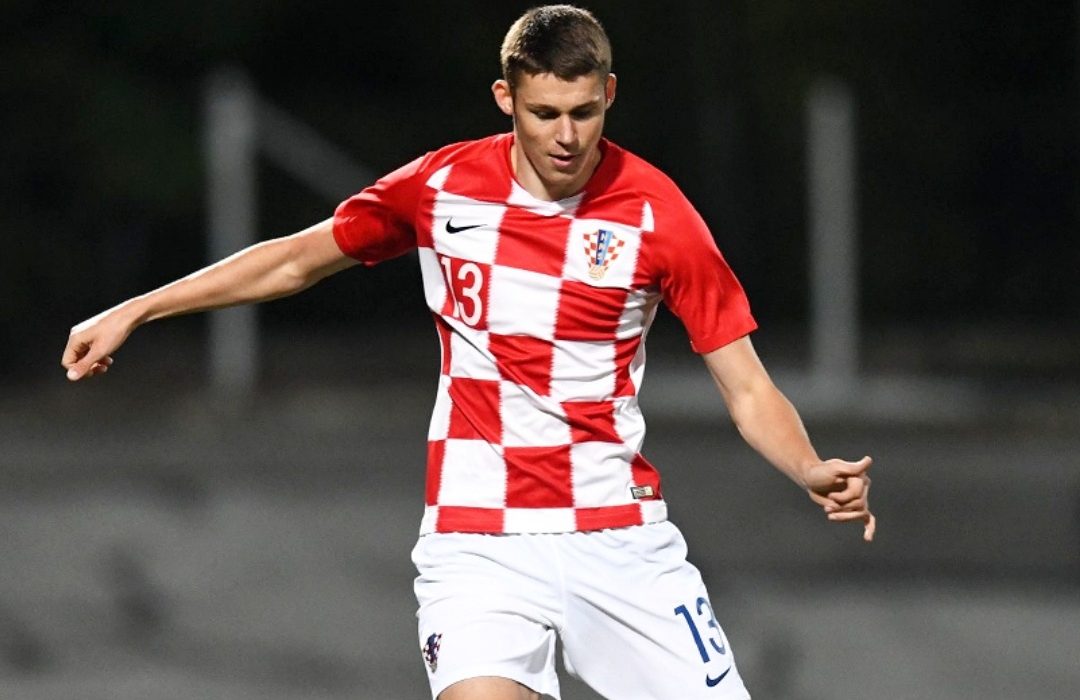 مدافع کروات در آستانه پیوستن به تراکتور