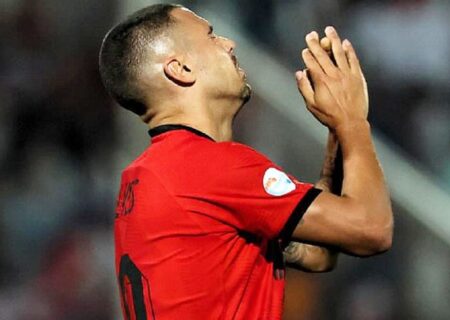 ستاره پرتغالی تراکتور غزل خداحافظی خواند + عکس