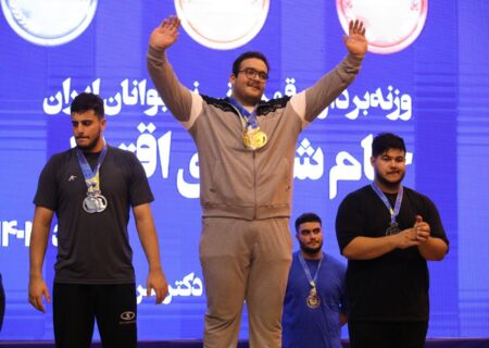 وزنه‌بردار نوجوان تبریزی رکورد دنیا را شکست