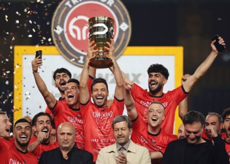 تراکتور سوپرجام را درو کرد! + عکس