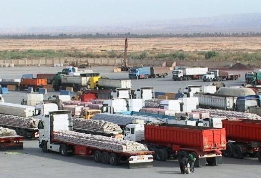 ترخیص ۱۲ هزار تن کالای اساسی از گمرکات آذربایجان شرقی