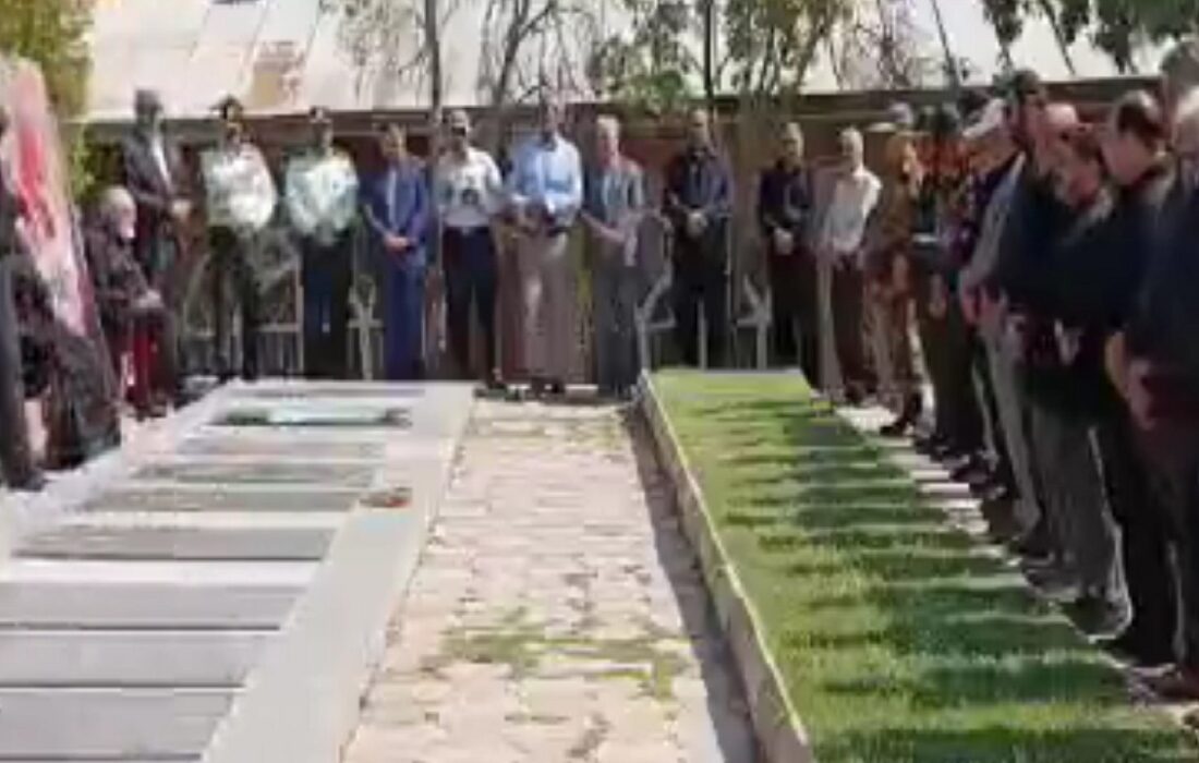 غبار روبی و عطر افشانی مزار نخستین شهید مدافع حرم