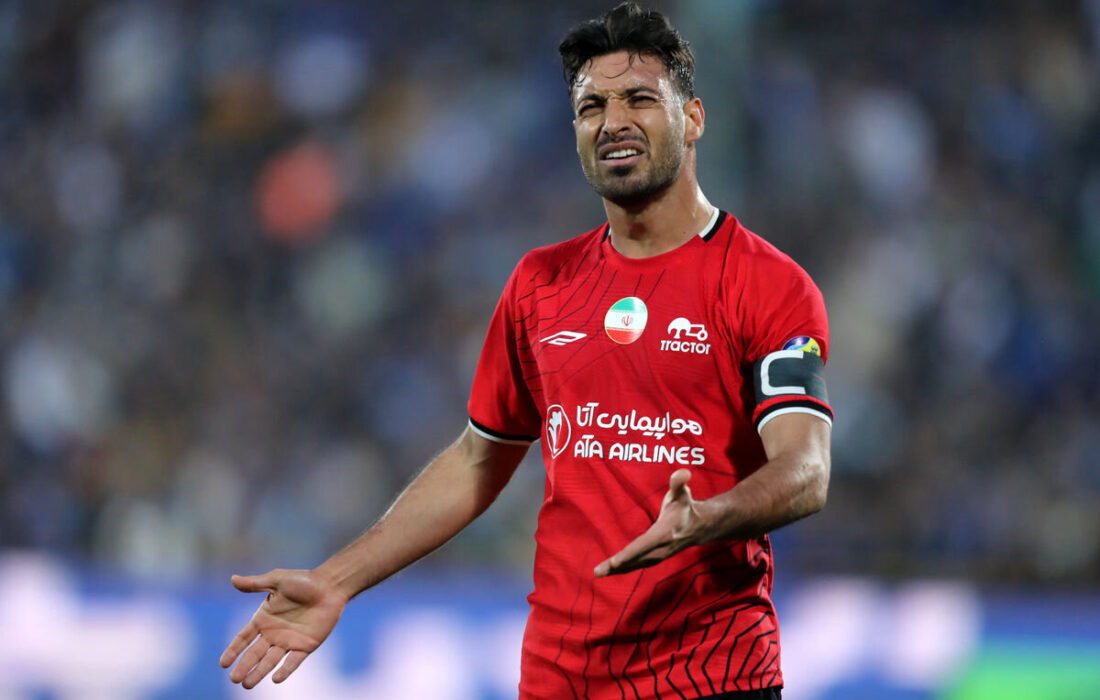 خشم کاپیتان تراکتور: راحت شدید؟! + عکس