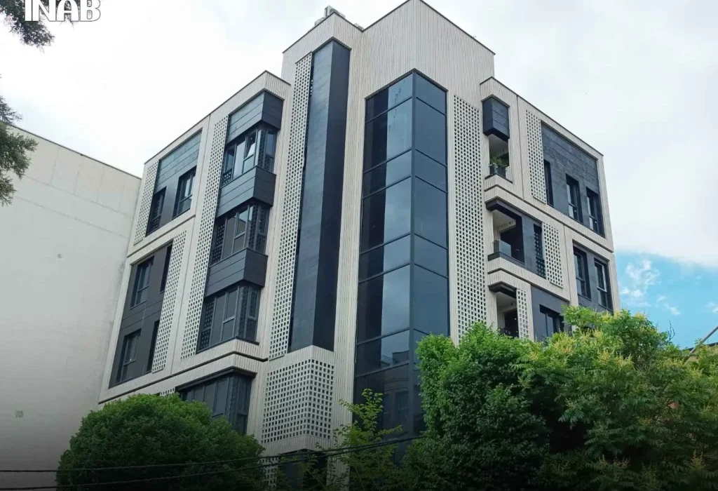 ضرورت همکاری مردم و مسئولان در اجرای قوانین ایمنی ساختمانها