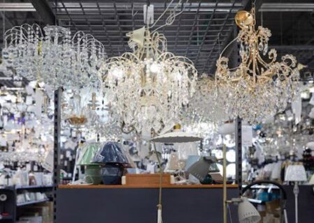 از اسراف برق در لوسترفروشی‌های تبریز