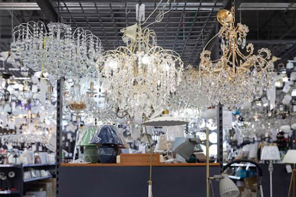 از اسراف برق در لوسترفروشی‌های تبریز