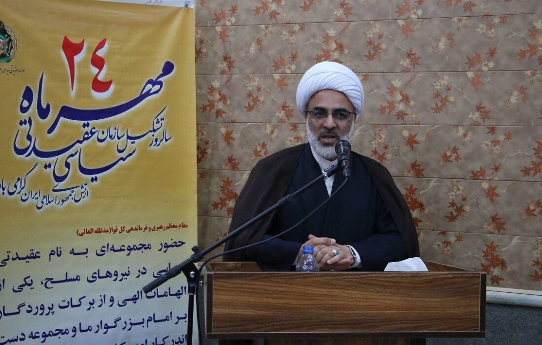 ارتش جمهوری اسلامی ایران ارتش مکتبی و حزب اللهی است