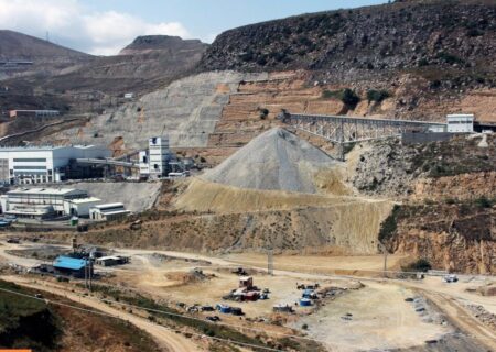 تشکیل شرکت تجمیعی مس و طلای شمالغرب دارای ابهام است