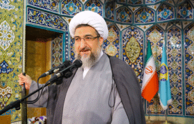 برگزاری جشن‌های غربی در مدارس متوقف شود