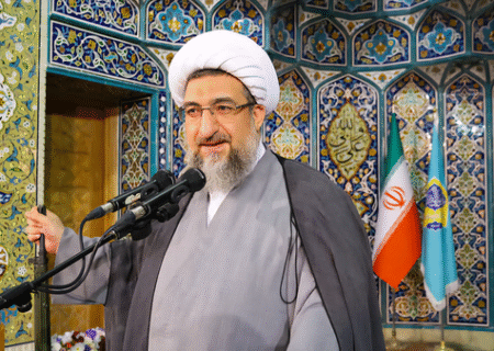 برگزاری جشن‌های غربی در مدارس متوقف شود