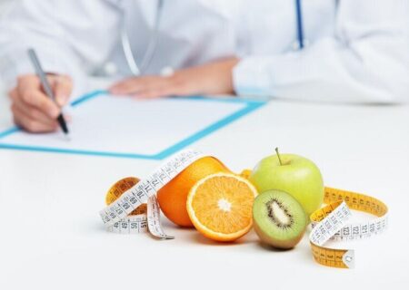 نقش تغذیه صحیح در جلوگیری از اثرات مخرب آلودگی هوا