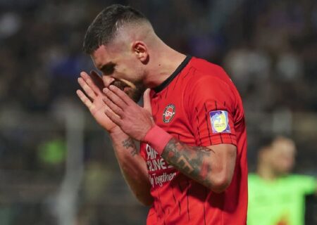 تراکتور برابر خیبر زمین‌گیر شد!