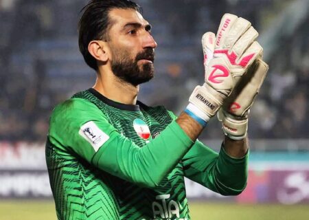 سنگربان تراکتور سلطان کلین‌شیت در آسیا