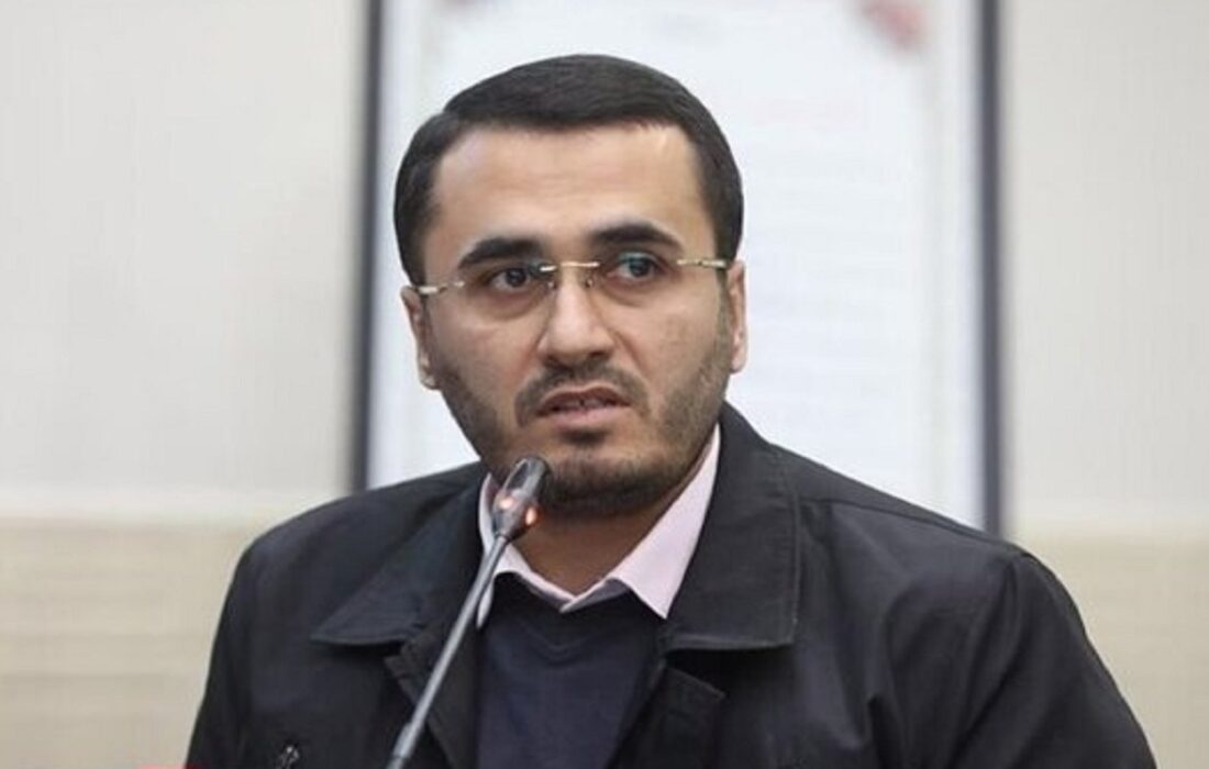 اهل کتاب و قلم جایگاهی والا در جامعه دارند