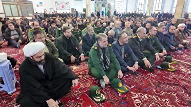 مساجد باید سنگر تربیت نسل انقلابی باشد