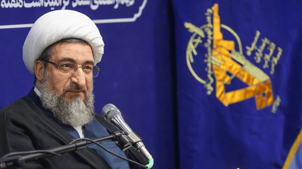 گفت‌وگو با دختران کم‌حجاب باید با زبان محبت گسترش یابد