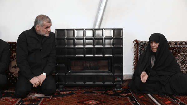 دیدار نایب رئیس مجلس با خانواده شهید والامقام موسایی