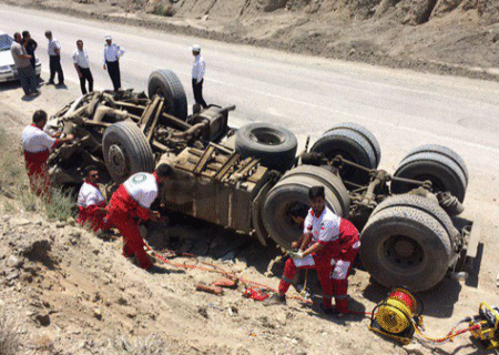 واژگونی تریلی حامل سیمان در جلفا یک کشته بر جای گذاشت