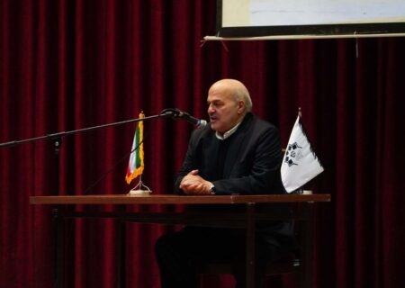 تریبون یک‌طرفه اهدایی استانداری به کلانتری