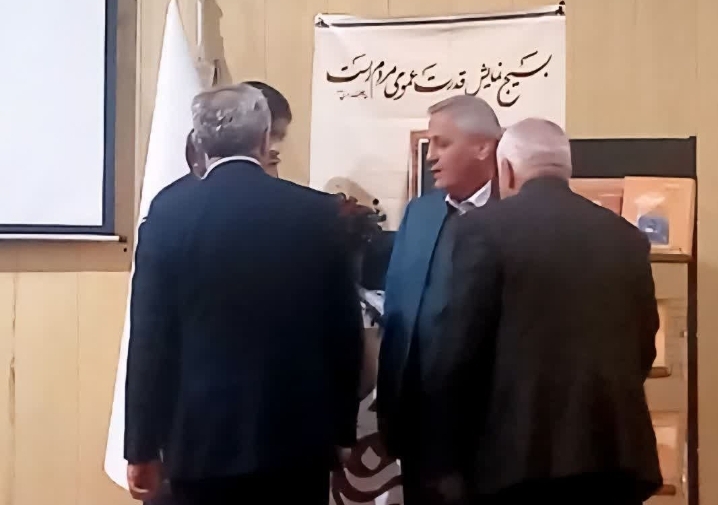 کجسلیقگی به شیوه استانداری!