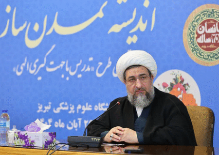 دشمنان با ایران بزرگ مخالف هستند