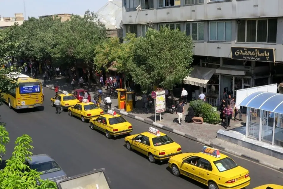 مشکل کمبود اتوبوس و آنتن‌دهی در چاوان