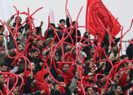 محرومیت هواداران مرد تراکتور/ اسکوچیچ‌ ۲۰ میلیارد جریمه نقدی شد!