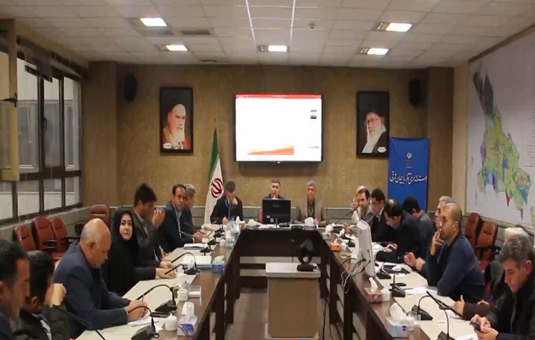 مردم گوشت را از مراکز مجاز و تحت نظارت تهیه کنند