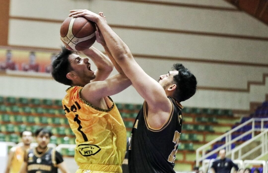 شکست ناباورانه‌ شاگردان محمودیان در خانه