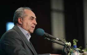 بررسی دو خطای استاندار در سخنرانی دانشگاه تبریز