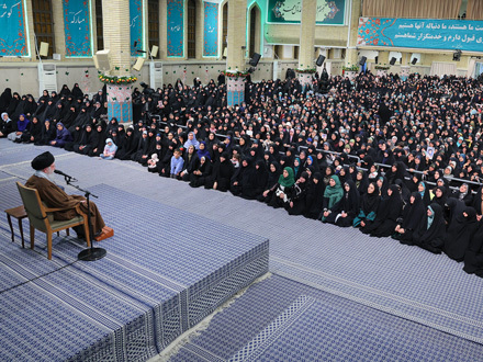 شأن زن در اسلام یک شأن والا و منطقی است