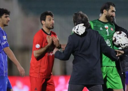 تراکتورِ قهرمان روی دنده تکرار؛ هیچ‌-هیچ و دیگر هیچ!