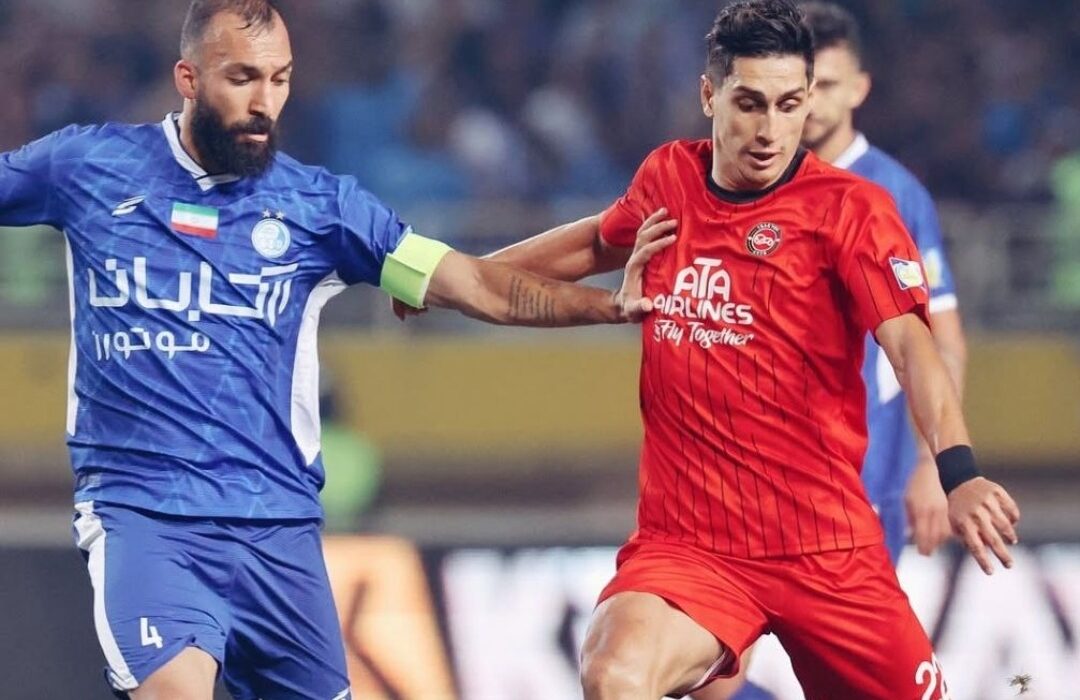 نیمه اول دیدار تراکتور و استقلال برنده نداشت