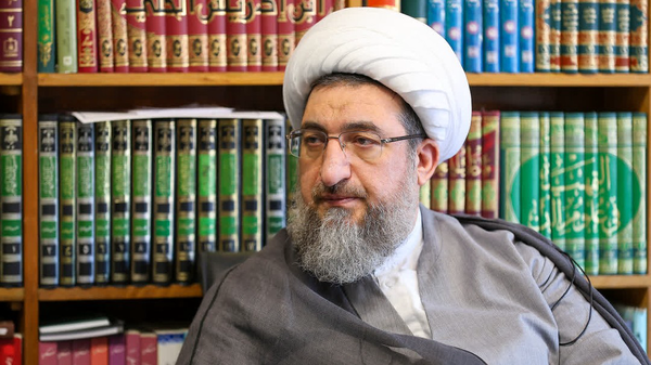 جسارت دشمنان به رهبری تلاش برای تضعیف وحدت ملت است