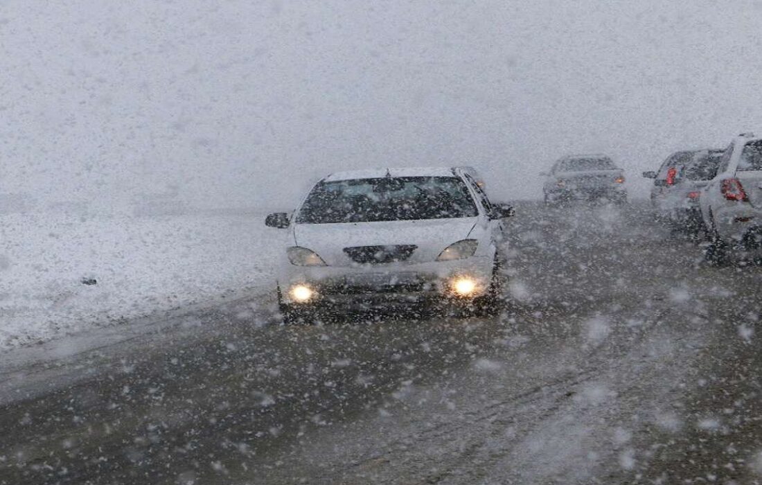 تردد در محور‌های مواصلاتی استان با زنجیر چرخ