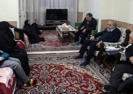 دیدار استاندار با جانبازان و خانواده‌های شهدا