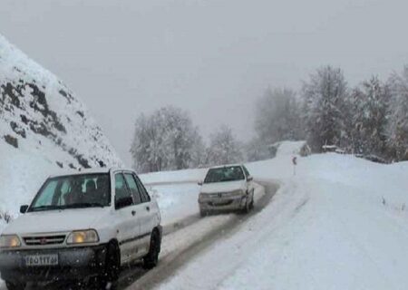 هشدار یخبندان و لغزندگی جاده‌ها در استان