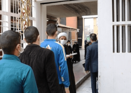 آزادی ۴۲۶ زندانی در استان