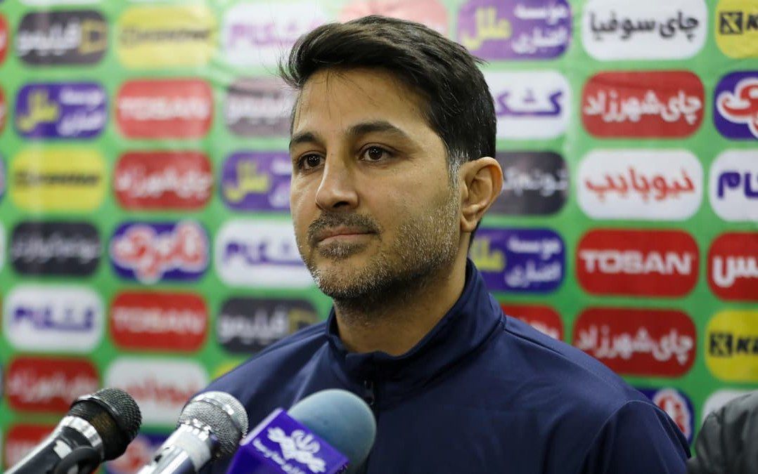 مربی تراکتور: در هر دو نیمه بر بازی مسلط بودیم